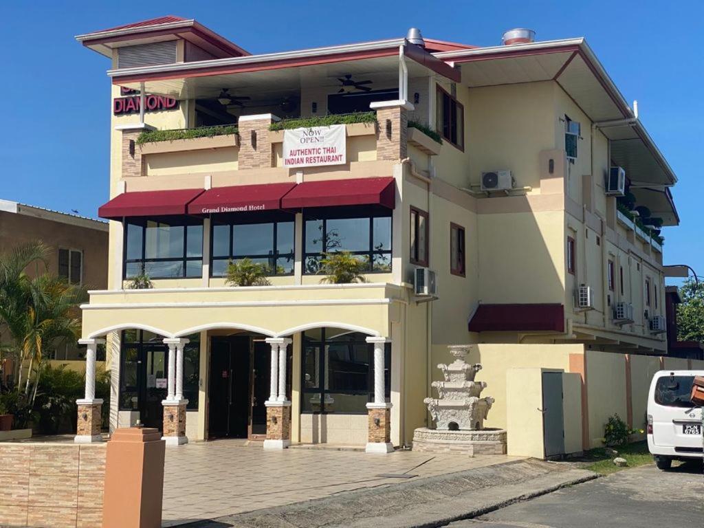 Grand Diamond Hotel Trinidad Piarco Kültér fotó
