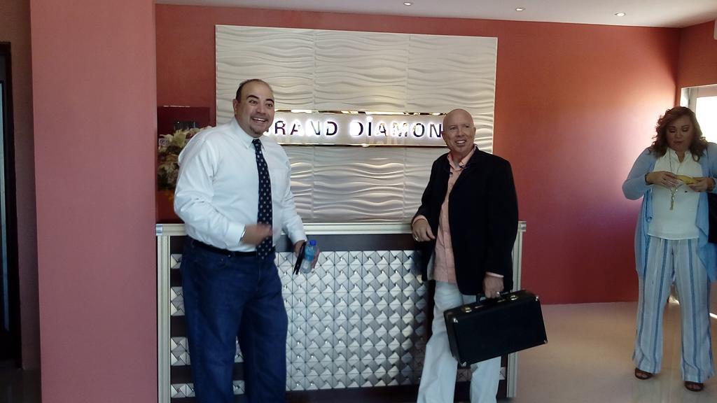 Grand Diamond Hotel Trinidad Piarco Kültér fotó