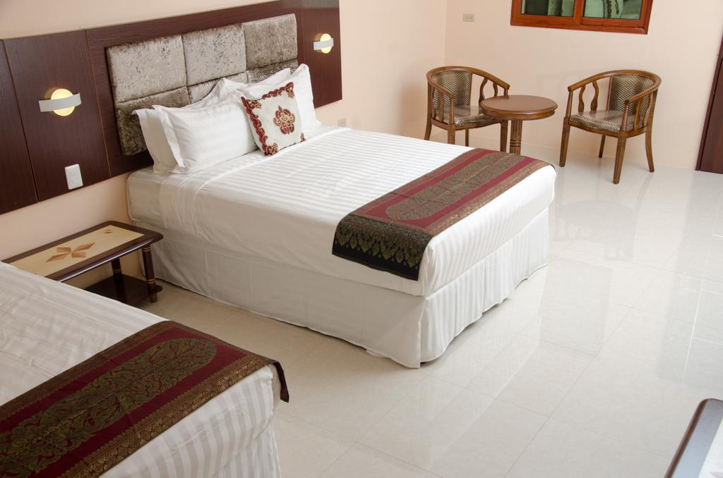 Grand Diamond Hotel Trinidad Piarco Kültér fotó