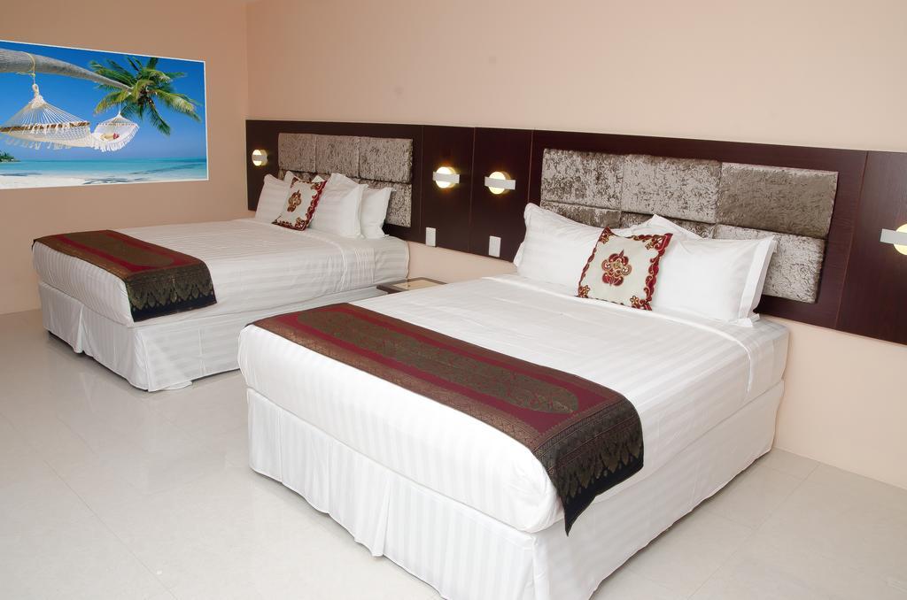Grand Diamond Hotel Trinidad Piarco Kültér fotó